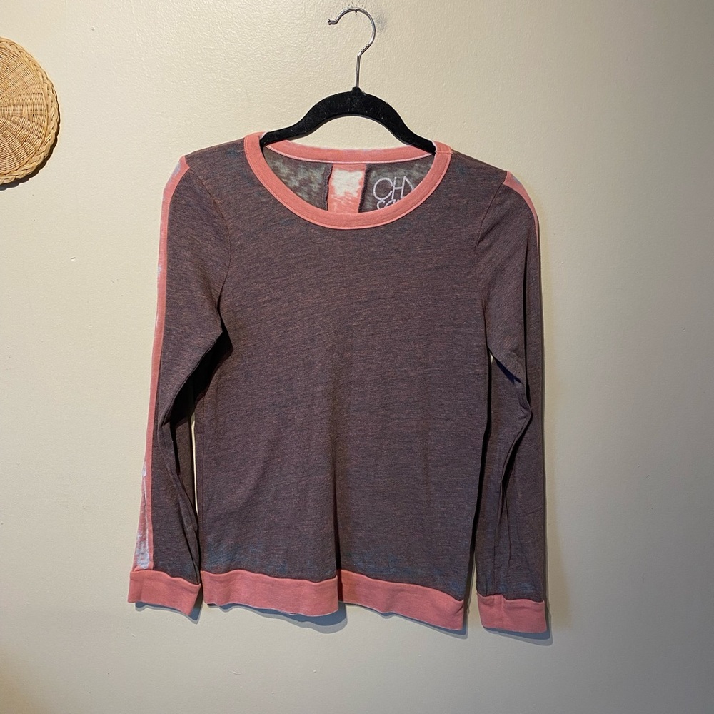 Chaser sz xs(s) pink cotton& polyester lngslv tee.